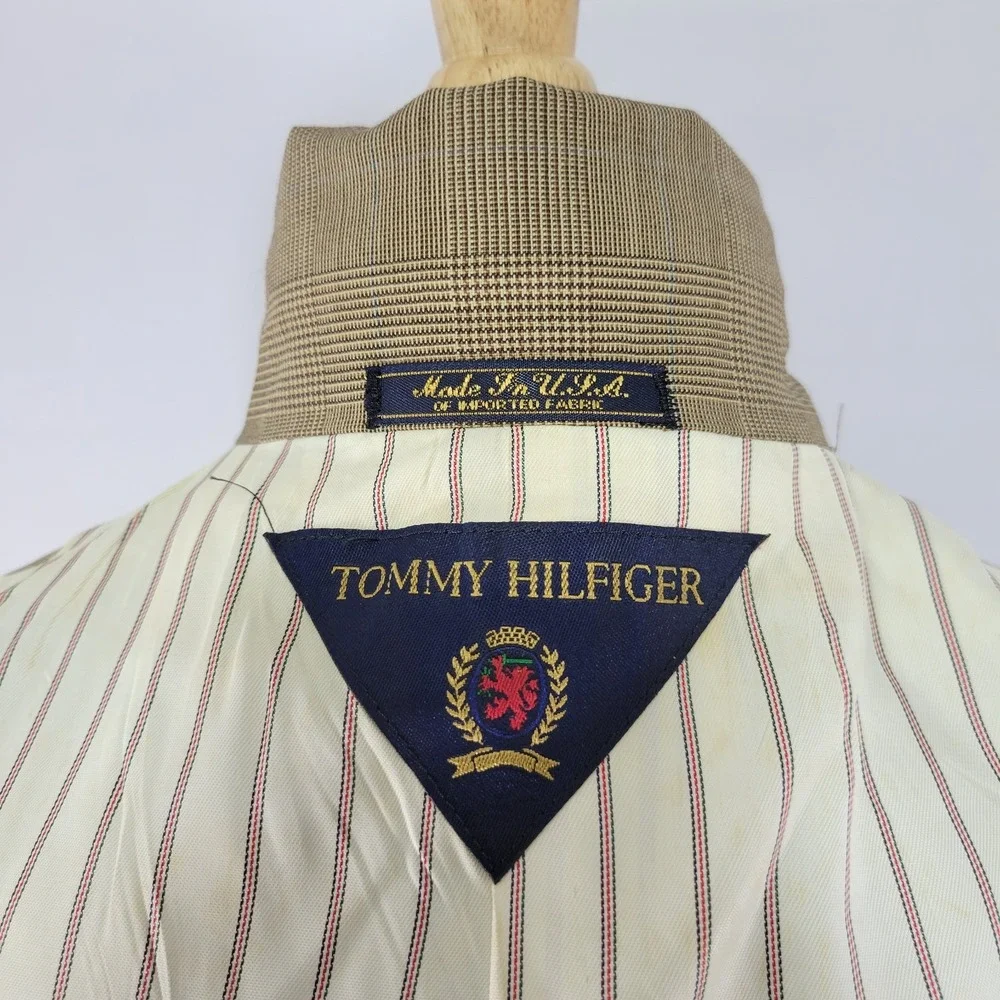 VTG Tommy Hilfiger Men's Sport Coat Blazer Three Button Brown Plaid Wool Sz‎ 44L